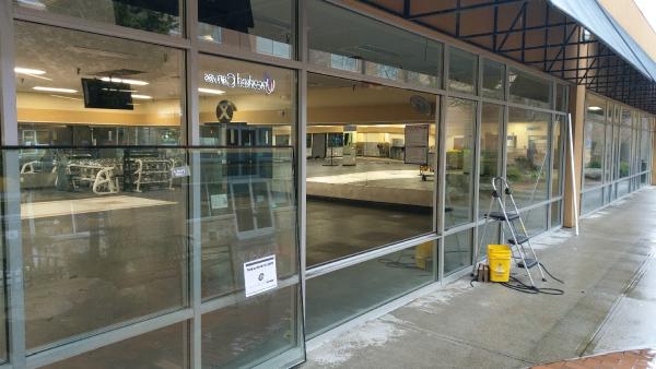 Local Glass Repairs Llc