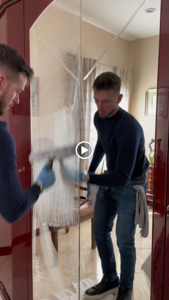 Flawless Window Cleaning