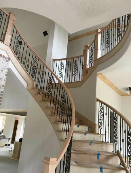 J.E Trim and Custom Cabinets