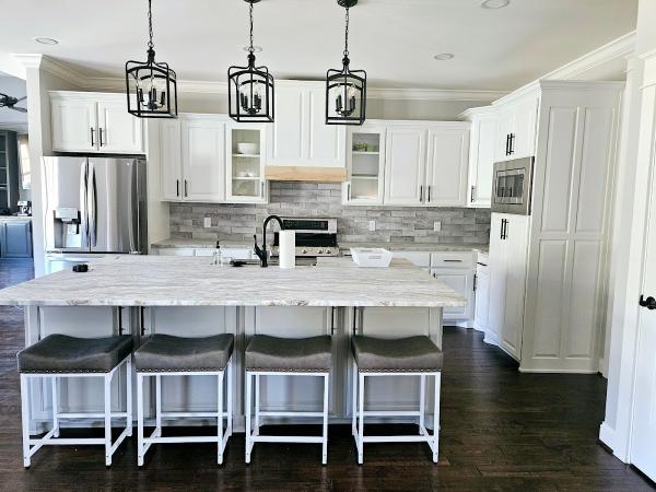 Twin's Custom Cabinets & Woodwork