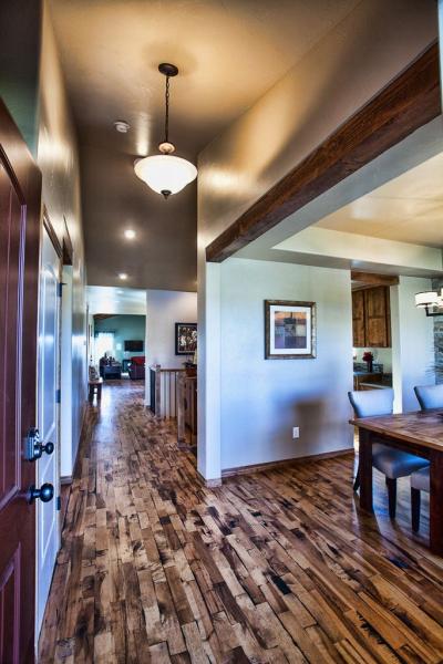 Select Floors Stairone