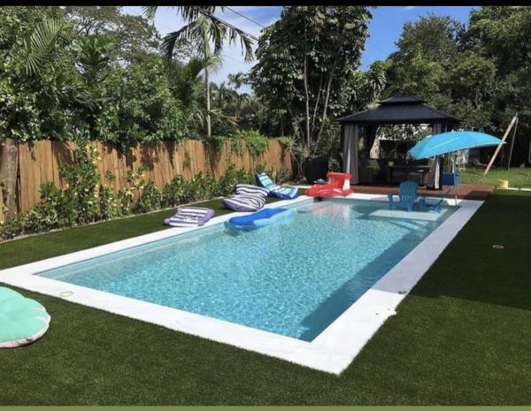 Dream Pools