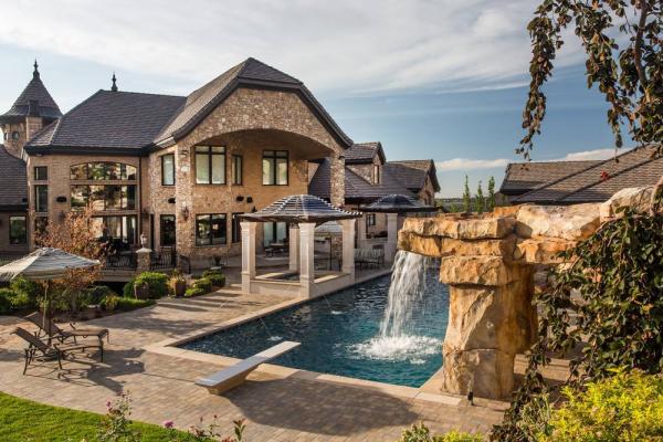 Professional Yard Services Jen & Corey Draper & Associates