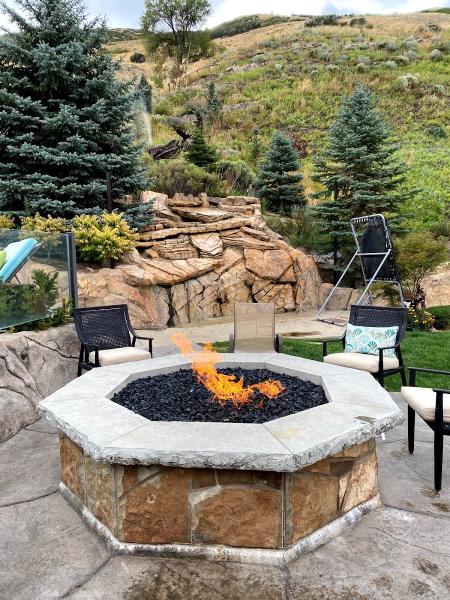 Professional Yard Services Jen & Corey Draper & Associates