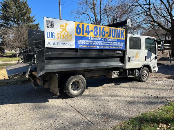 Lug Stars Junk Removal
