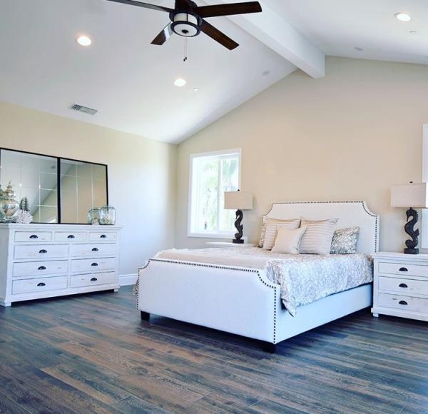 Simple Coast Staging