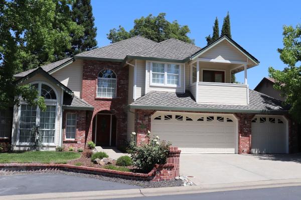 Clark's Gables Roofing
