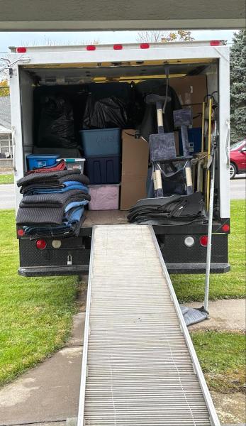 Advanced Moving 716