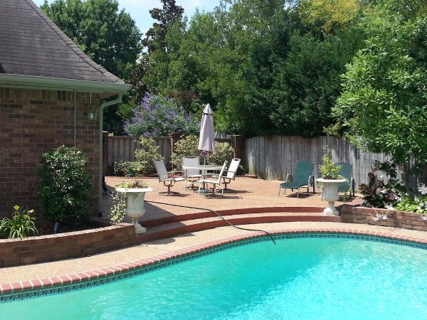 Leader Landscape Inc.