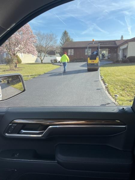 H Wells Paving & Sealcoating