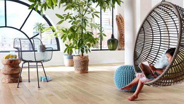 Diamond Flooring ( Hardwood Floor Installation & Refinishing)