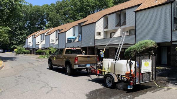 Sparkle Pressure Wash LLC