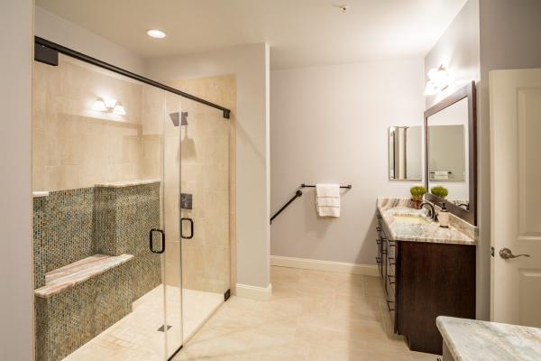 Starcom Design/Build