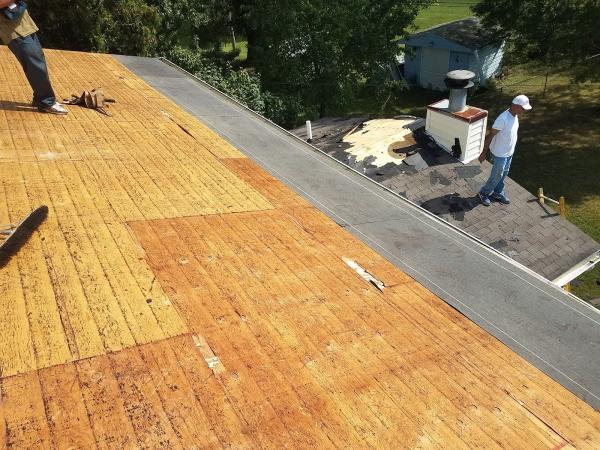 C & R Roofing