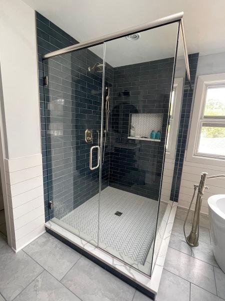 B & T Tile and Design