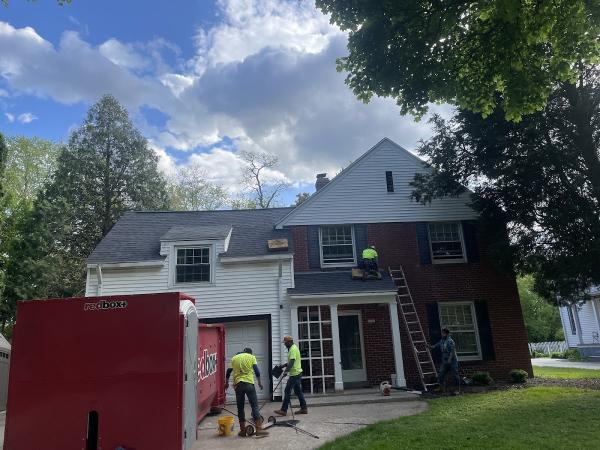 West Bend Construction