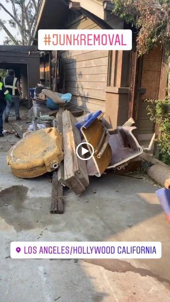 Hauling LA Junk Removal Service