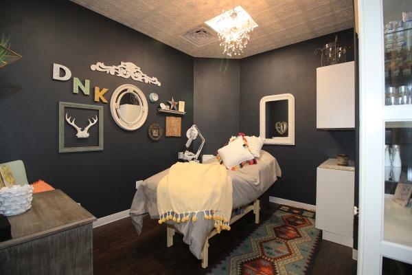 Phenix Salon Suites Norwalk