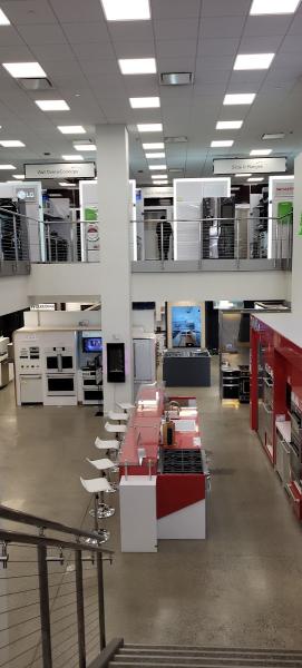 AJ Madison Home & Kitchen Appliances Showroom