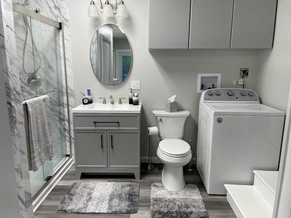 Peninsula Bath