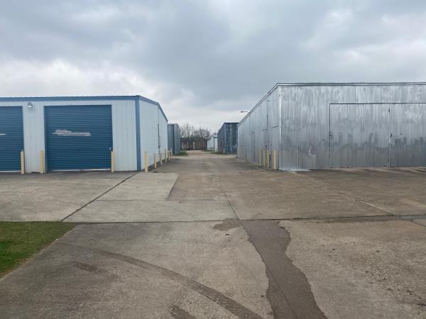 Brooks Storage