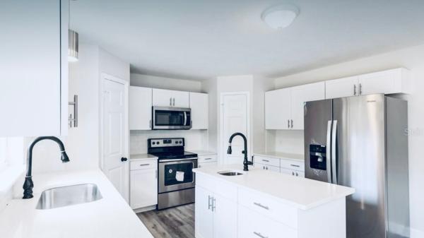 Shimmer & Shine Cleaning Services