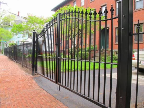 Iron Fence Shop