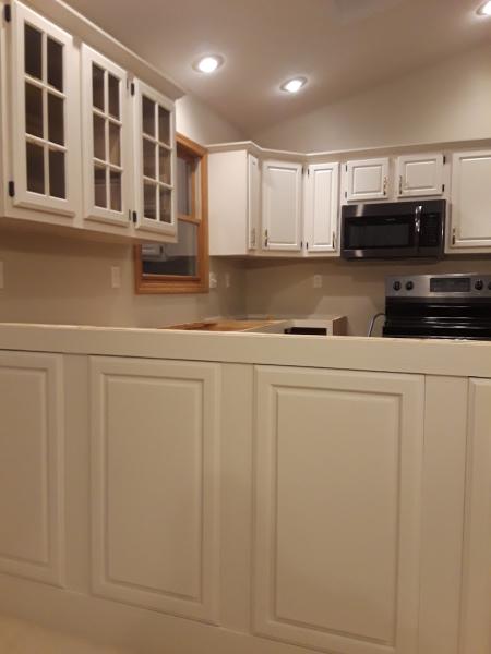 Custom Cabinets Refacing & Tops