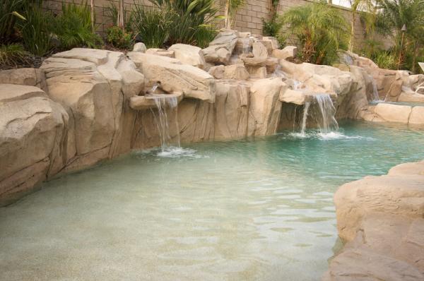 Metairie Pool Cleaning and Service