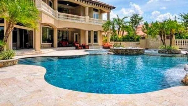 Flagstone Pools and Pavers