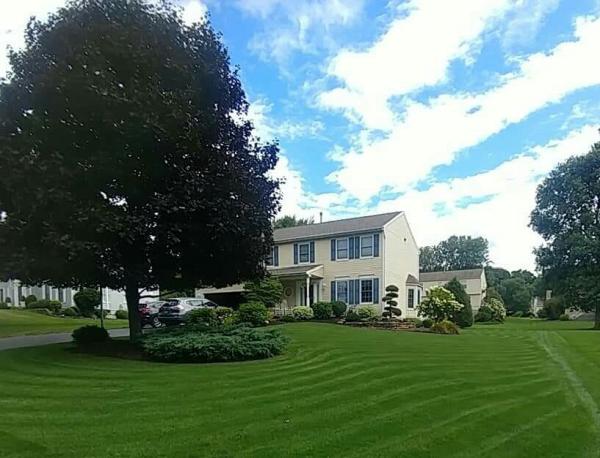 Carefree Lawn Care LLC