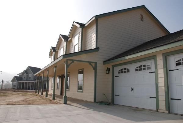 Lion River Construction