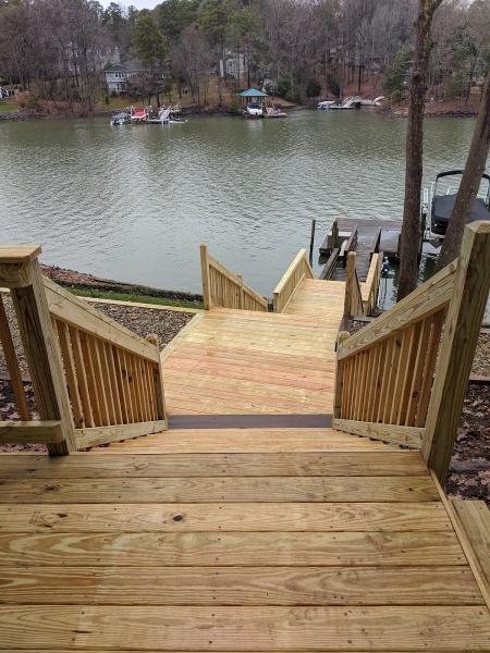 M.R. Decks LLC