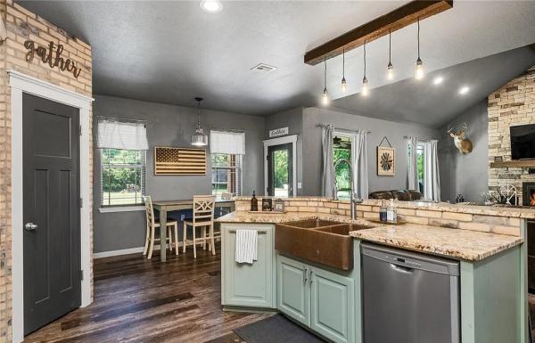 7 Oaks Custom Homes