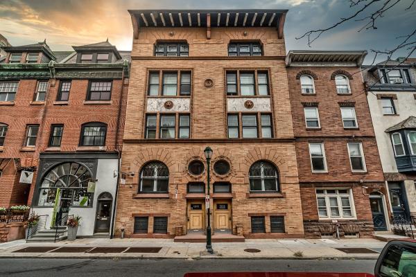 Phillyliving Management Group