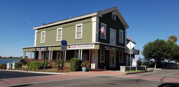 Prime Vintage Realty