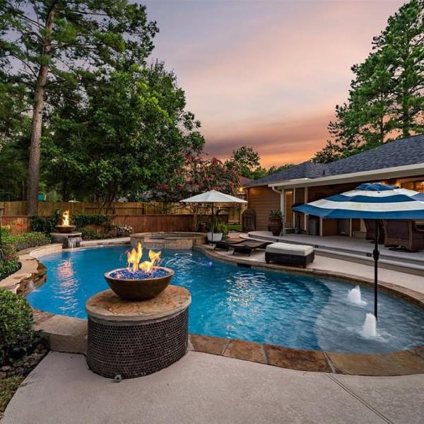 Precision Pools & Spas
