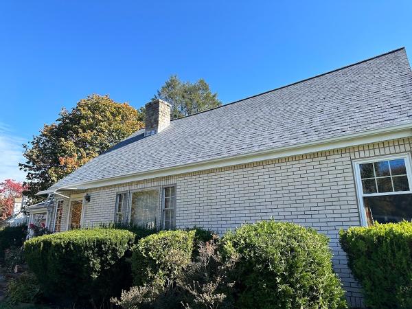 Universal Roofing Inc