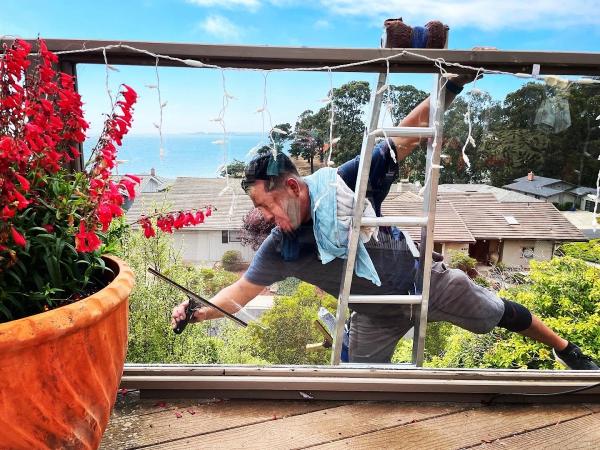 Window Cleaning Santa Cruz