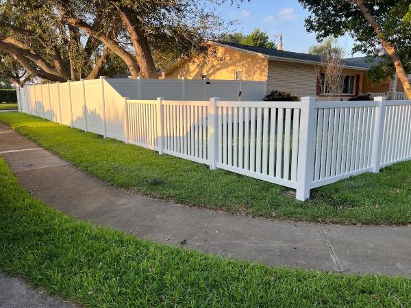 Reyes Fence