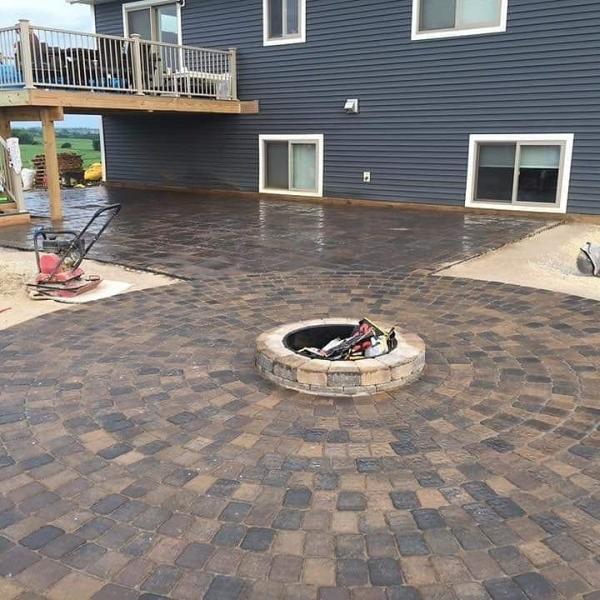 Par Three Lawn Care