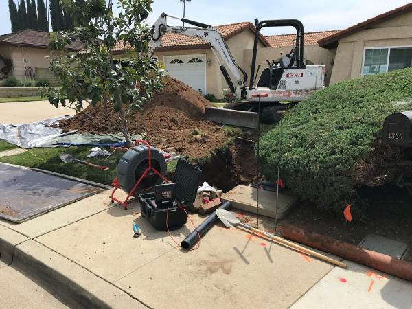 Cruz Plumbing & Rooter Services
