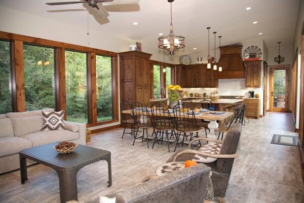 Mill Creek Custom Homes Sales & Design Center