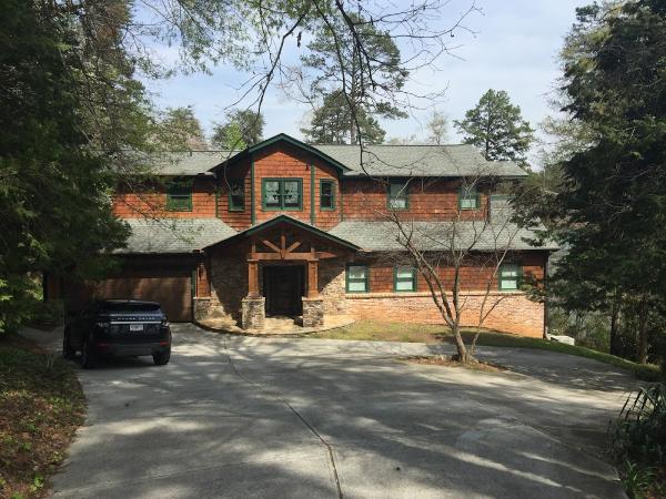 Lake Lanier Homes For Sale