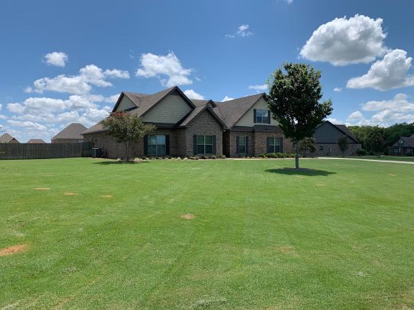 Eco-Innovations Lawn Care