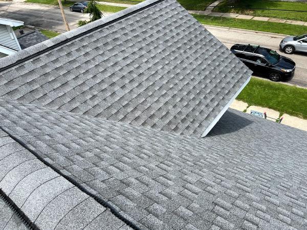 RM Roofing & Exteriors LLC