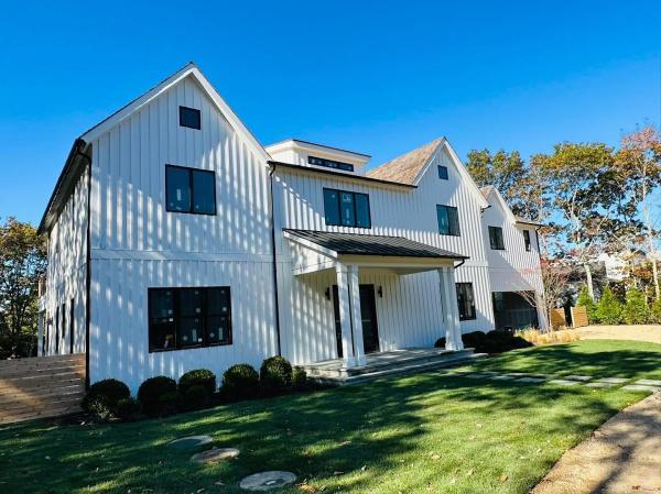Riverhead Seamless Gutters LLC