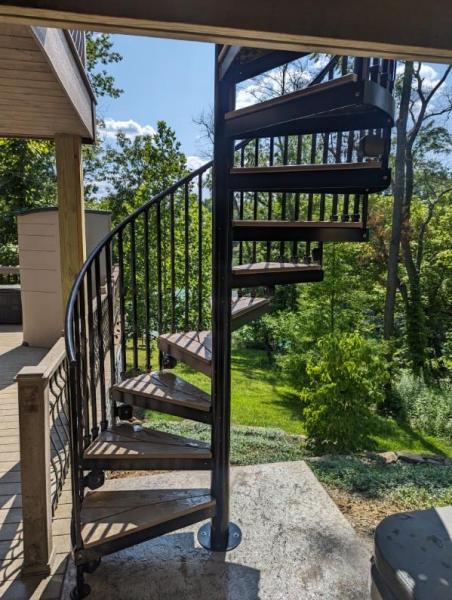 Holmes Custom Renovations