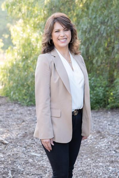 Blanca Dover Re/Max Gold Coast Realtors
