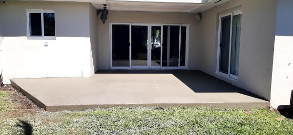Tomas Concrete INC